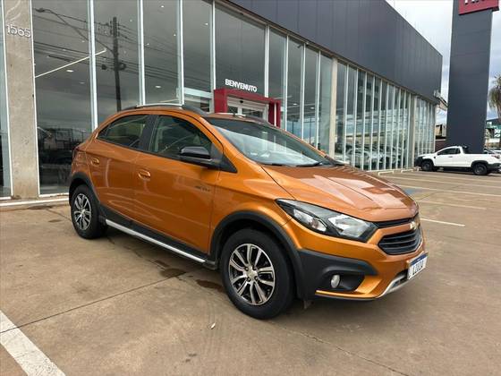 CHEVROLET ONIX 1.4 MPFI ACTIV 8V FLEX 4P AUTOMÁTICO